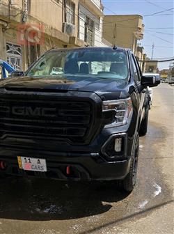 GMC Sierra